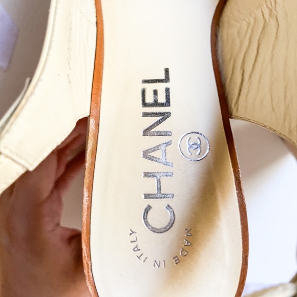 Chanel clog heels - Picture 3 of 4